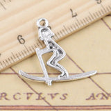 20pcs Charms Skier Ski Sporter Skiing Player 24x26mm Tibetan Silver Color Pendants Antique Jewelry Making DIY Handmade Craft