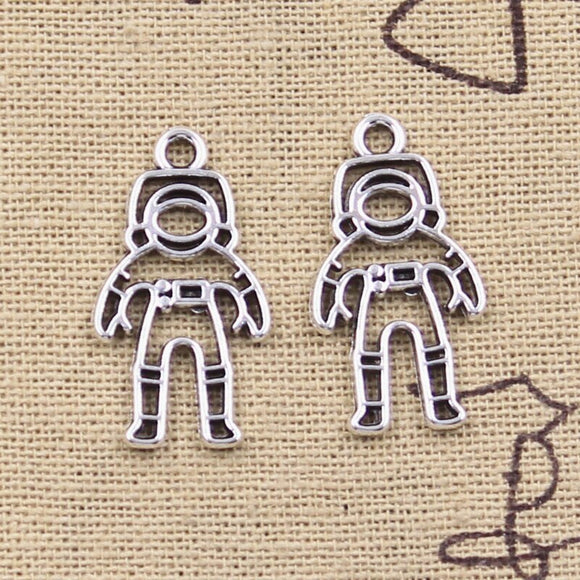 20pcs Charms Space Man Astronaut Universe 26x14mm Antique Silver Color Pendants DIY Making Findings Handmade Tibetan Jewelry