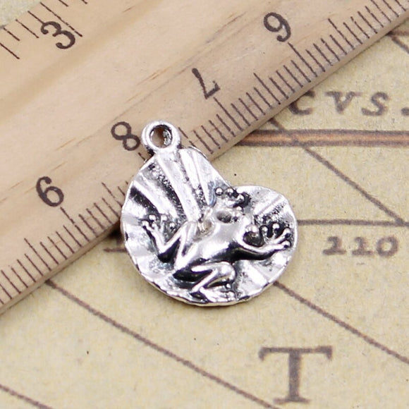20pcs Charms frog on lily pad 18x17mm Tibetan Bronze Silver Color Pendants Antique Jewelry Making DIY Handmade Craft