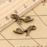 20 piezas de dijes para zapatos de tacón alto, 20 x 11 mm, colgantes de color plata y bronce tibetano, joyería antigua, artesanía hecha a mano. 