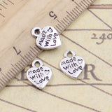 30 piezas de dijes de corazón hechos con amor, 12 x 10 mm, colgantes de bronce tibetano color plata, joyería antigua, artesanía hecha a mano. 
