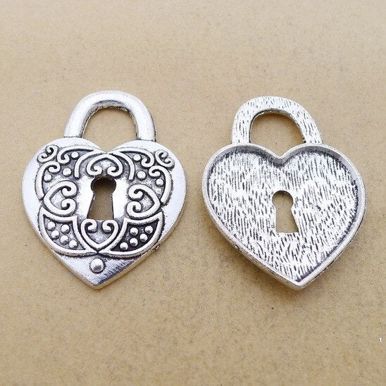 4 Pieces 37*28mm Mixed Alloy Antique Silver Color Heart Lock Charms Bracelet Keychain Pendant Accessory For DIY Jewelry Making