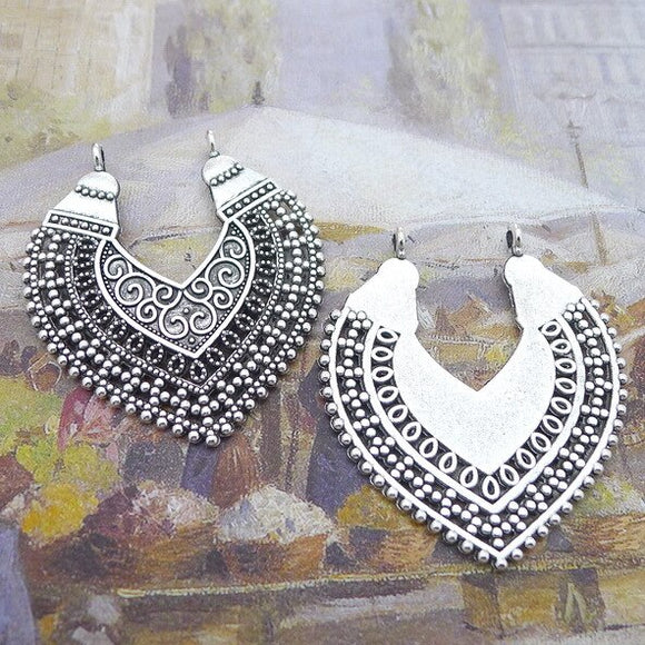 4 Pieces 38*44mm Mixed Alloy Antique Silver Color Heart Hollow Charms Vintage Pendant Accessory For DIY Jewelry Making