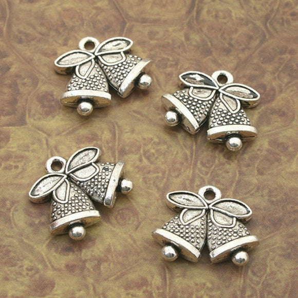 10pcs Tibetan Silver color Christmas delicated bell charms X0130