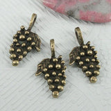 10pcs antiqued bronze color grape fruit design charms EF0620