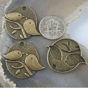 6pcs antiqued bronze round bird design pendant G1394