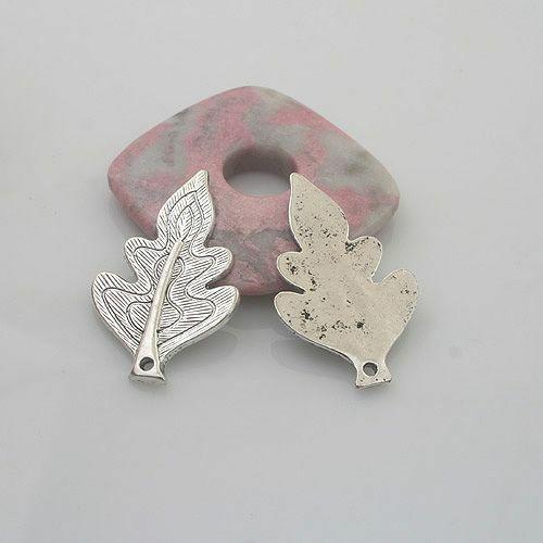 8pcs Tibetan Silver color leaf design pendant charm G1991