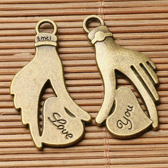 20pcs antiqued bronze color hand holding love  design charms  EF2930