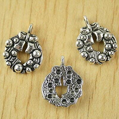 10pcs Tibetan silver color Christmas wreaths design charms h2456