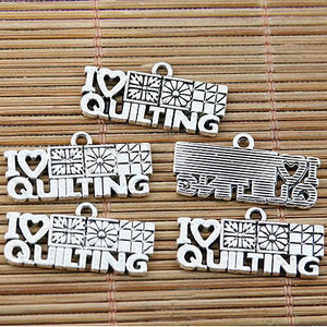 12pcs Tibetan silver nice design I LOVE QUILTING charms EF1831