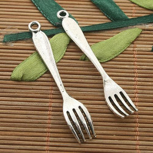 10pcs dark silver tone dinner fork pendant charm h3433