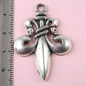 6pcs tibetan silver fluer-de-lys symbol charms  h1520