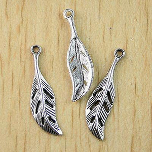 40Pcs Tibetan silver color feather design charms H1080