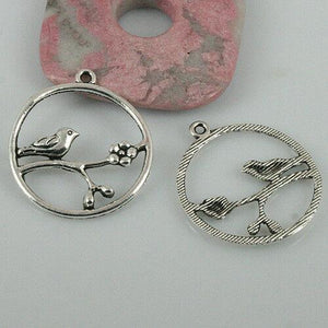 8pcs tibetan silver color round shaped magpie flower charms EF0401