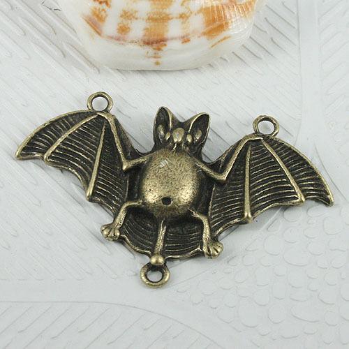 4pcs antiqued bronze color flying bat pendant/ connector EF0570