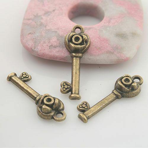 16pcs antiqued bronze color love key design pendant charm G1751