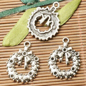 10pcs dark silver color Christmas wreath design charms  EF2801