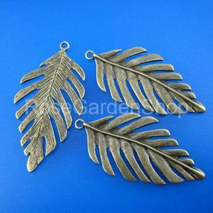 4pcs antiqued bronze Banana leaf  pendants G189