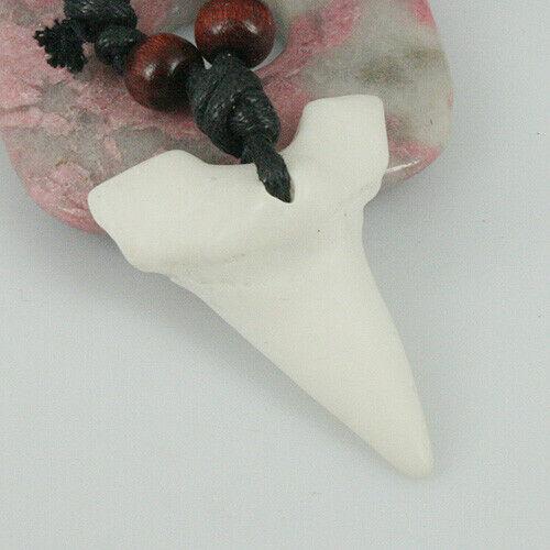 tooth design Imitate with wooden beads Pendant Necklace C848