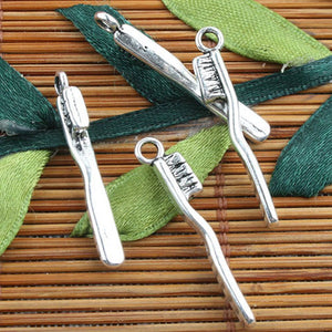 Alloy metal Tibetan Silver color toothbrush style charms 20pcs EF0111