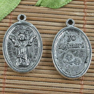 10pcs Tibetan Silver saint religious charms H0541