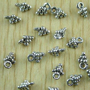 100pcs Tibetan silver grape charms findings h1516