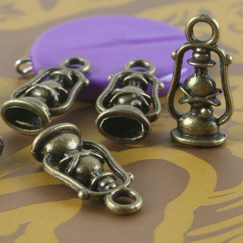 10pcs antiqued bronze ancient oil lamp pendant g1719