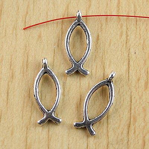 30Pcs Tibetan silver crafted fish charm beads h0715