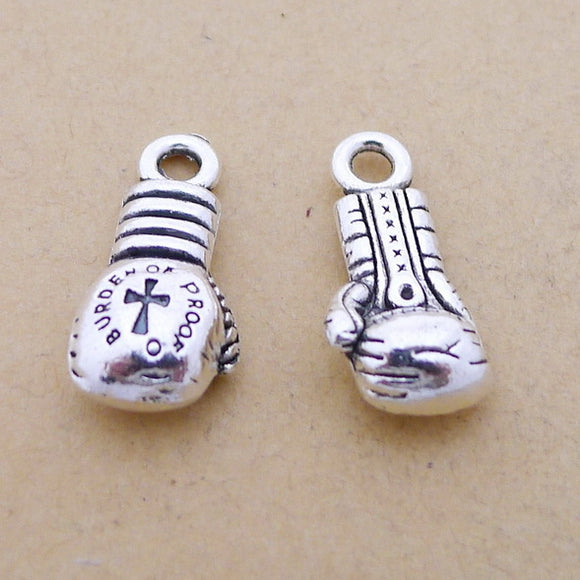 8 Pieces 11*12mm Mixed Alloy Antique Silver Color Boxing Glove Charms Bracelet Keychain Pendant Accessory For DIY Jewelry Making