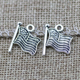 20 Pieces 19mm*16mm antique silver plated small american flag charms for jewelry making