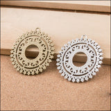 High Quality 10 Pieces/Lot 40mm*42mm Antique Bronze Or Antique Silver Plated Engraving Flower Pendant Diy Charms