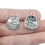 High Quality 50 Pieces/Lot 19mm*22mm Antique Silver Plated Antique Bronze Plated Birthday Cake Charms