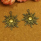 High Quality 8 Pieces/Lot 23.8mm*27mm Alloy Antique Silver Plated Or Bronze Religious Sun Charms Pendants For Jewelry Making