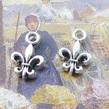 New Fashion 30 Piece 14*9mm Mixed Alloy Antique Silver Color Charms Fleur De Lis Pendant Accessory For DIY Jewelry Making