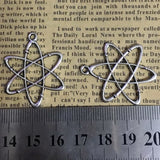 Newest 10Pieces 30*33mm Mixed Alloy Antique Silver Color Flower Hollow Charms Necklace Pendant Accessory For DIY Jewelry Making