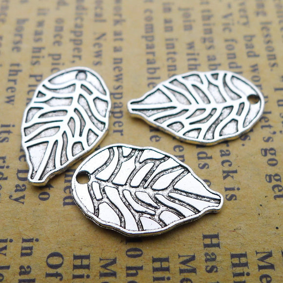 Newest 30Pcs 10*18mm Antique Silver Plated Alloy Leaf Charms Punk Necklace Pendant Accessories Charms For Diy Jewelry Making