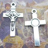 Newest 40Pieces 13*23mm Mixed Alloy Antique Silver Color Jesus Cross Charms Necklace Pendant Accessory For DIY Jewelry Making