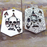 Newest 4Pieces 23*33mm Mixed Alloy Antique Silver Color Skull Poker Charms Bracelet Pendant Accessory For DIY Jewelry Making