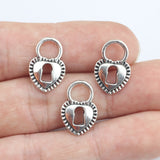 Good Quality 50 PCS/Lot 17mm*11mm antique silver plated Hollow Out Key Heart Charms