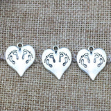 8 Pieces 17x20mm Antique Silver Color Heart-shaped Charms Footprint for DIY Necklace Jewelry Making
