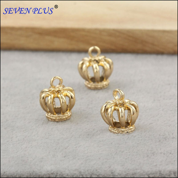 Unique Style High Quality 10 Pieces/Lot 13mm*11mm Alloy Material Gold Color 3D Crown Charms