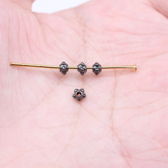 WYSIWYG 100pcs 4x4mm Gun Black Color Flower Small Hole Beads Spacer Beads For Jewelry Making