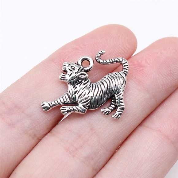 WYSIWYG 10pcs 18x23mm Antique Silver Color Tiger Charms For Jewelry Making