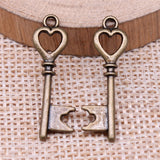 WYSIWYG 20pcs Charms 28x8mm Heart Key Charms For Jewelry Making DIY Jewelry Findings Antique Silver Color Alloy Charms Pendant