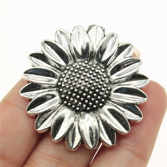 WYSIWYG 2pcs 37mm Pendant Flower Sunflower Sunflower Flower Charm Pendants Antique Silver Color Sunflower Pendants