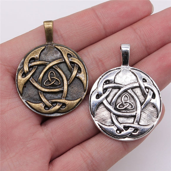 WYSIWYG 2pcs 42x31mm Triquetra Knot Symbols Triqueta Charms For Jewelry Making Antique Silver Color Antique Bronze Color