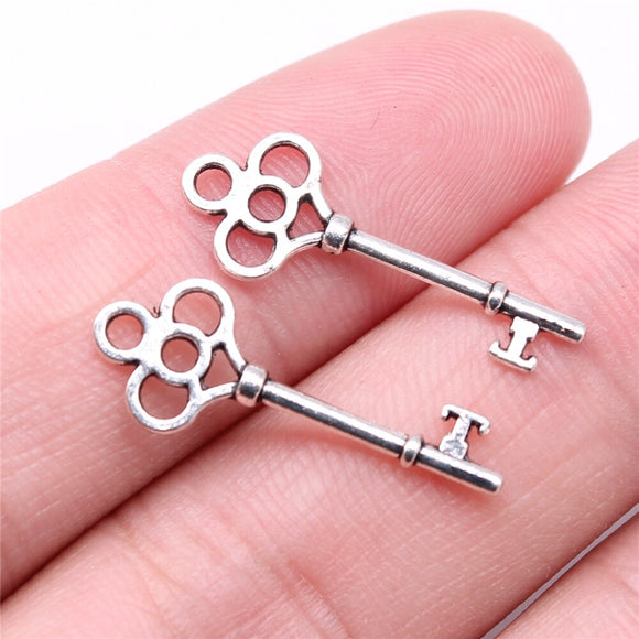 WYSIWYG 40pcs Charms 25x10mm Key Charms For Jewelry Making DIY Jewelry Findings Antique Silver Color Alloy Charms Pendant